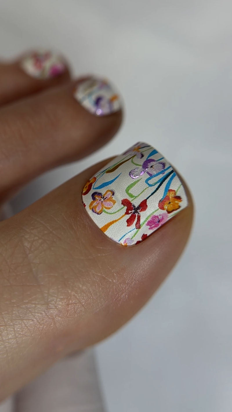 Pedicure Flowers in bouquet. Colored Foil. Nail wraps WR-360