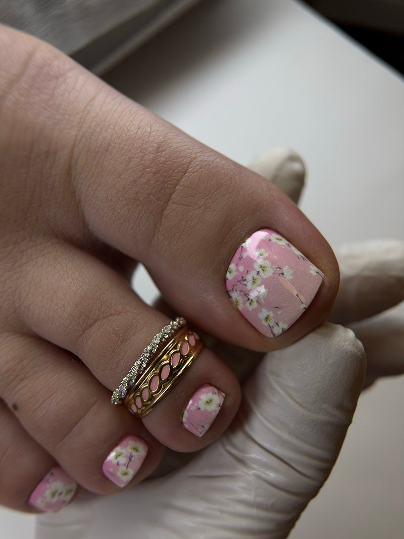 Pedicure Small flowers. Gradient. Nail wraps WR-437
