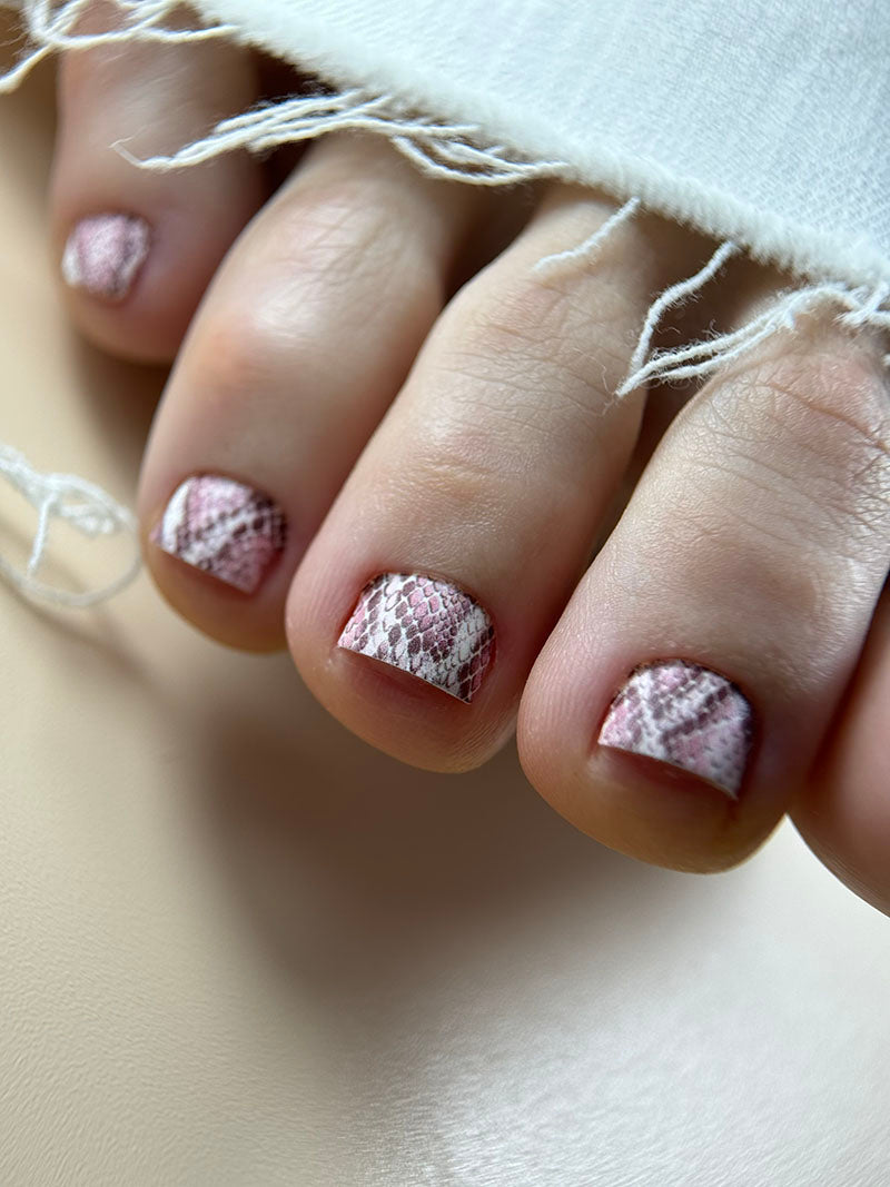 Pedicure Python. Pink. Nail wraps WR-452