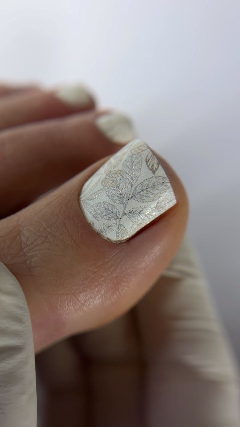 Pedicure Brown twigs. Silver Foil. Nail wraps WR-457