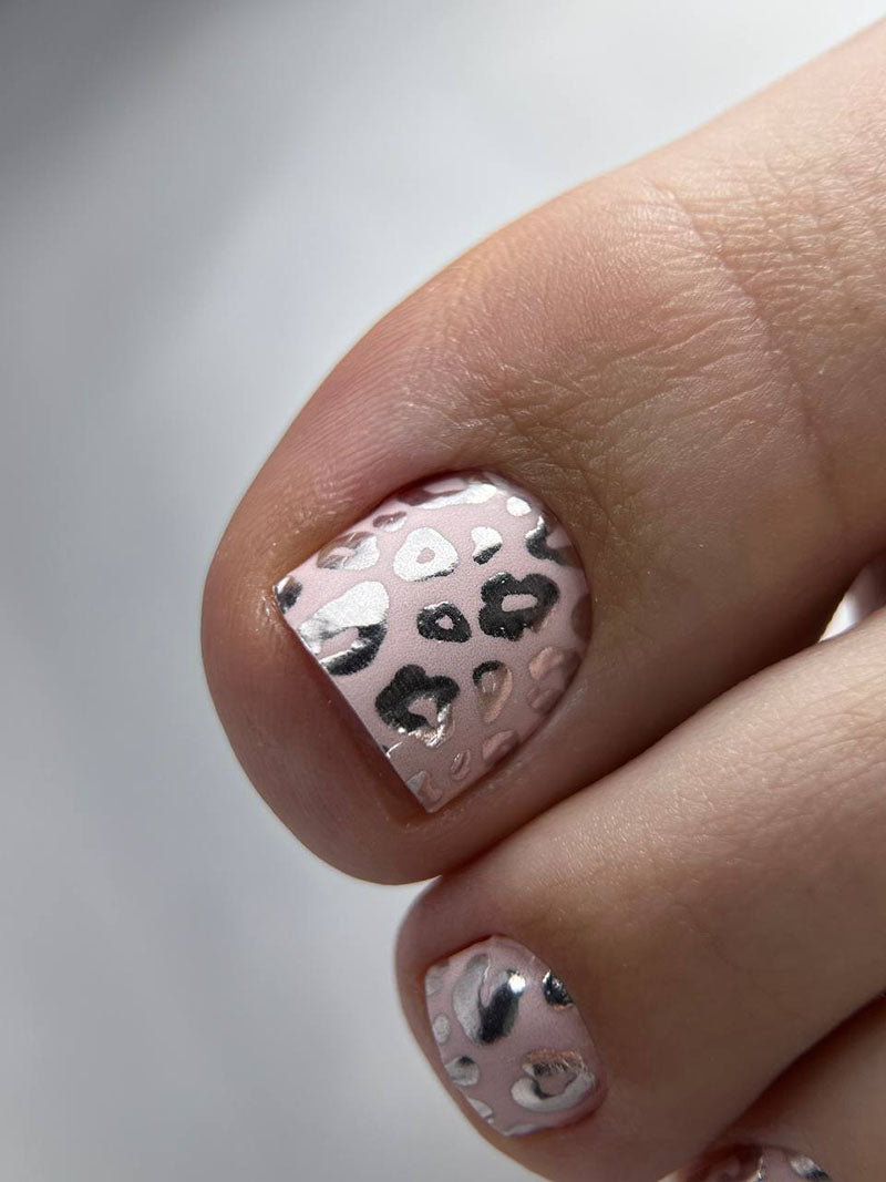 Pedicure Leo. Beige. Colored Foil. Nail wraps WR-509