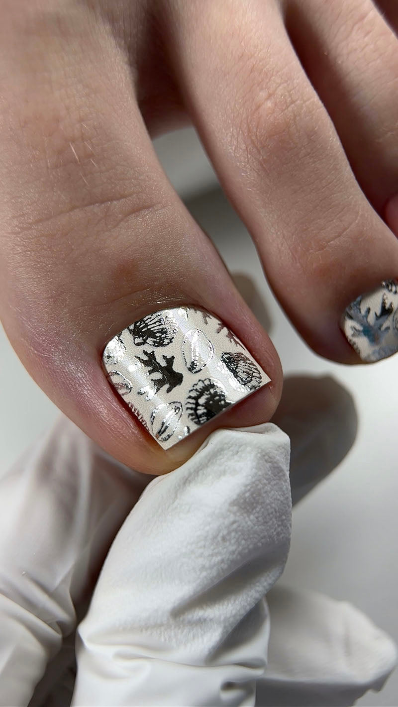 Pedicure Shells. Beige. Colored Foil. Nail wraps WR-510