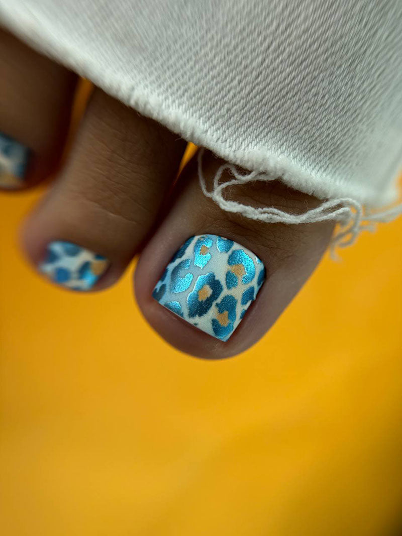 Pedicure Leo Blue and Strokes. Colored Foil. Nail wraps WR-521