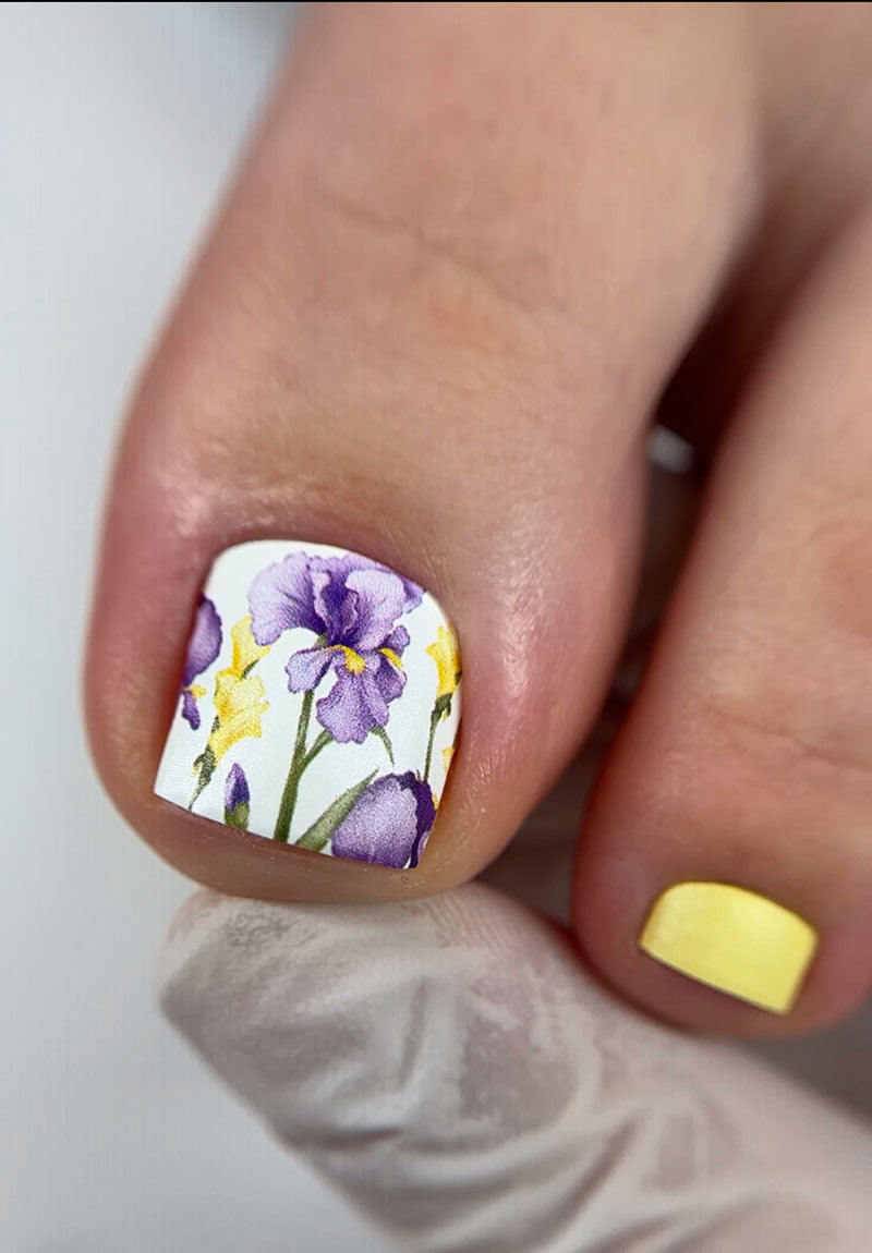 Pedicure Irises. Nail wraps WR-564