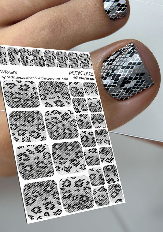 Pedicure Python. Gray. Silver Foil. Nail wraps WR-588