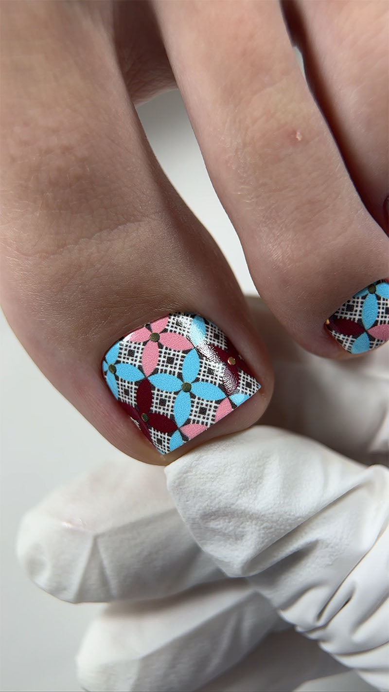 Pedicure Waves. Colored Foil (Bronze). Nail wraps WR-628