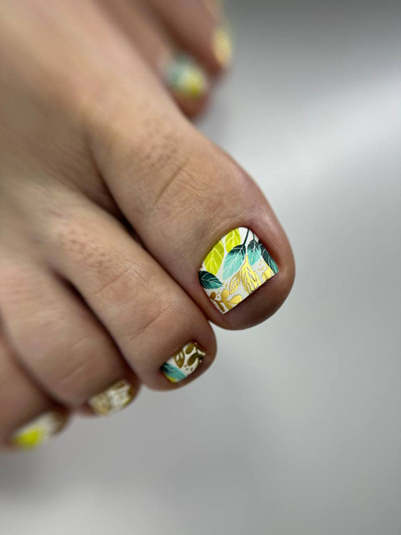 Pedicure Twigs and Leaves. Foil gold. Nail wrap WR-641