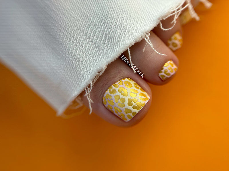 Pedicure Leo. Pink and Yellow. Gold Foil. Nail wraps WR-659