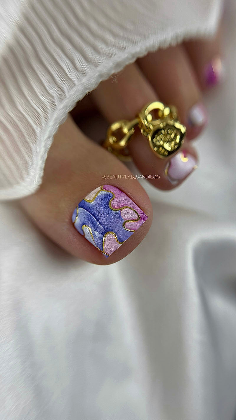 Pedicure Lilac and Pink. Foil gold. Nail wrap WR-687