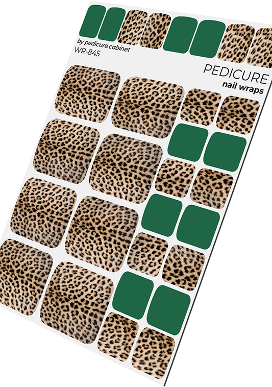 Pedicure Leo with green. Nail wrap WR-845