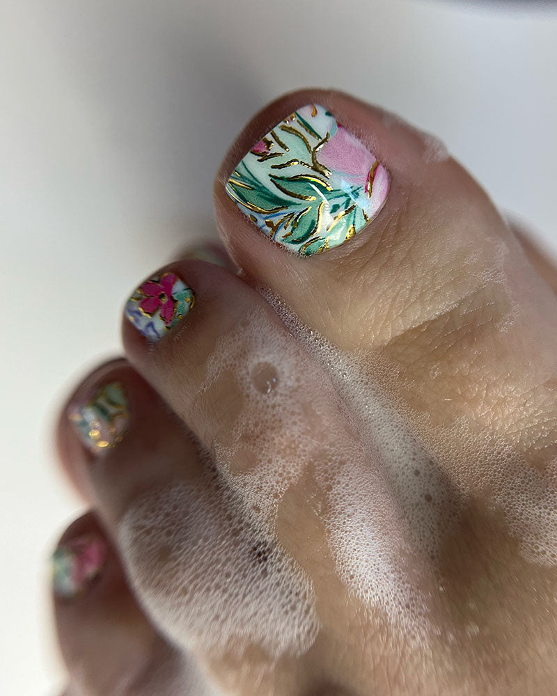 Pedicure Flowers. Watercolor. Foil gold. Nail wrap WR-850