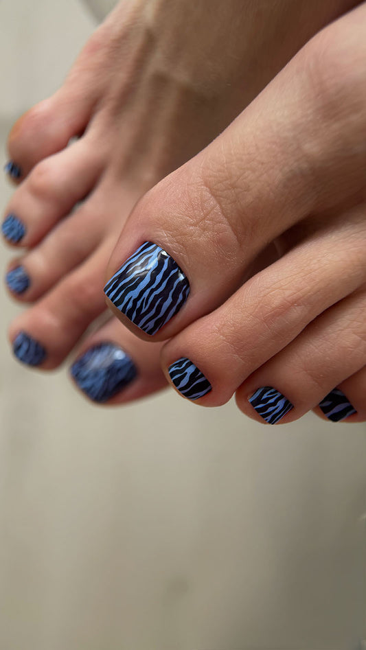 Pedicure Zebra. Blue. Nail wrap WR-915