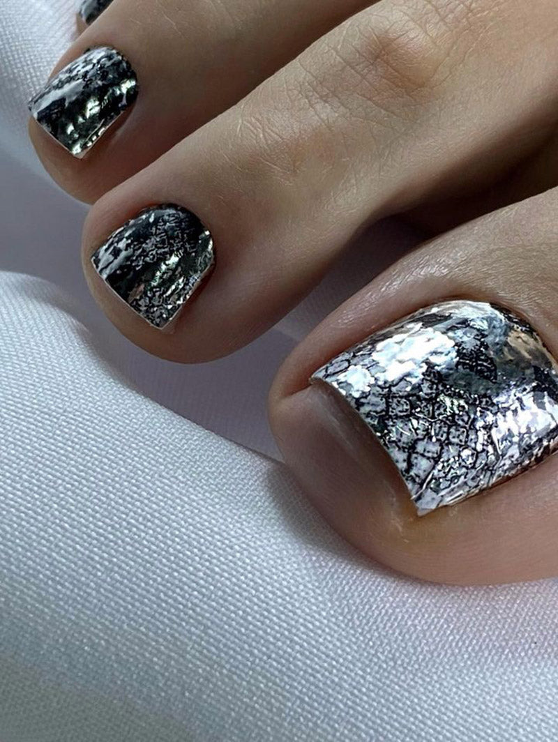 Pedicure Python. Grey. Foil silver. Nail wrap WR-917