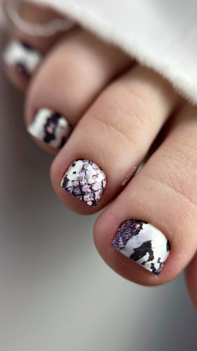 Pedicure Python. Lilac. Foil silver. Nail wrap WR-919