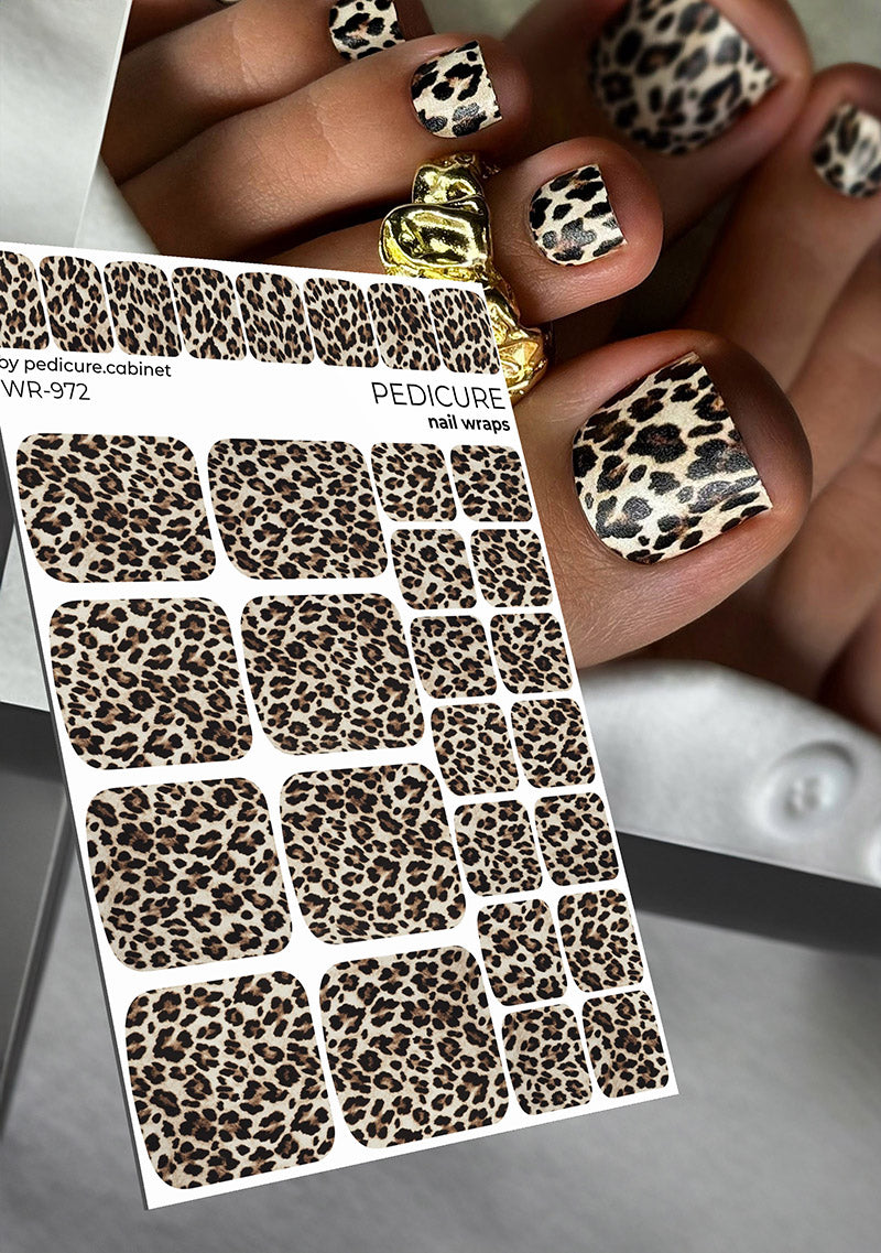 Pedicure Leo small. Brown. Nail wrap WR-972