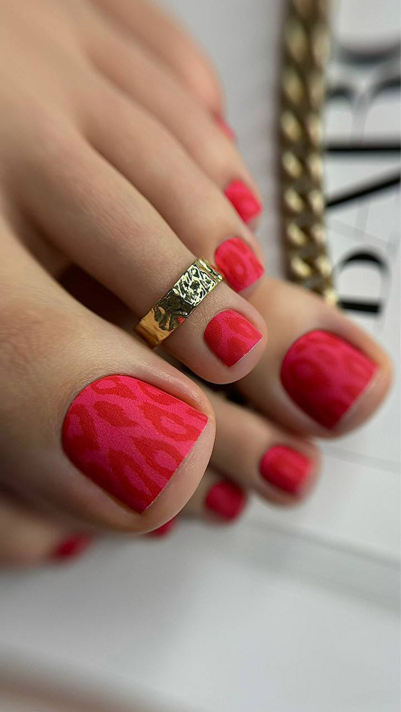 Pedicure Leo monochrome. Red. Nail wrap WR-982