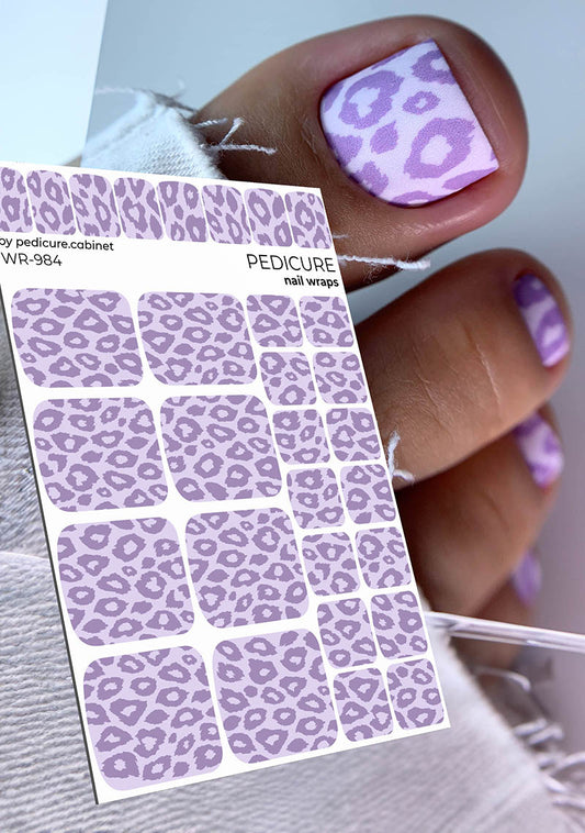 Pedicure Leo monochrome. Lilac. Nail wrap WR-984