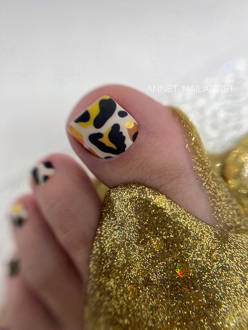 Pedicure Leo large. Brown orange yellow. Foil gold. Nail wrap WR-989