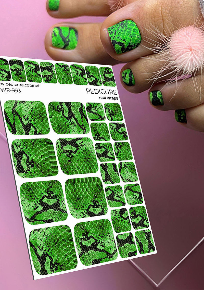 Pedicure Python. Green. Nail wrap WR-993