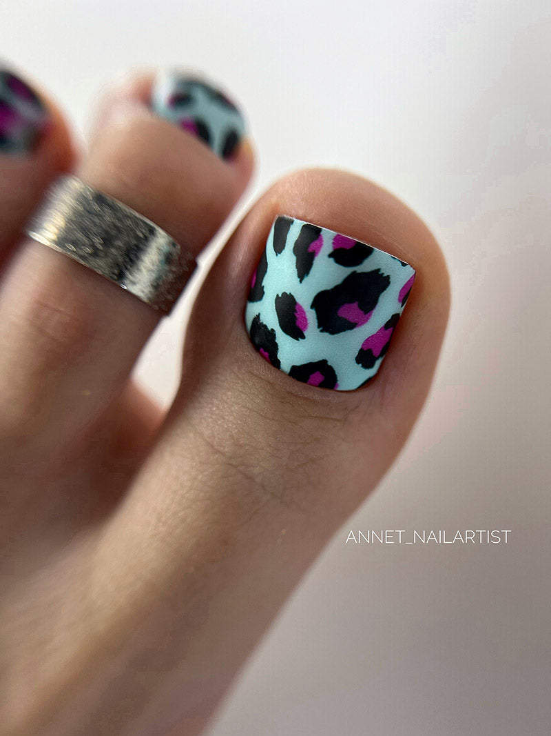 Pedicure Leo large. Blue pink. Nail wrap WR-998