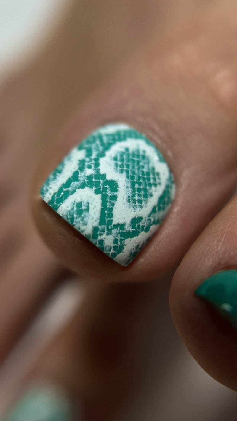 Pedicure Python. Large. Nail water decals SR-002