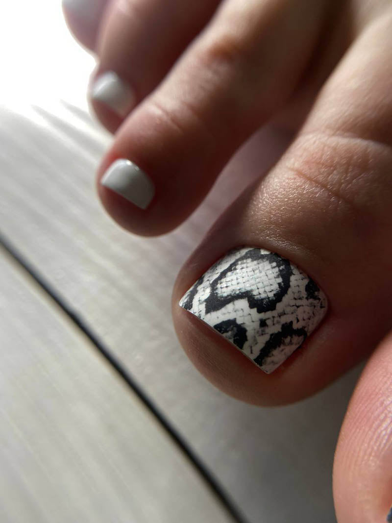 Pedicure Python. Large. Nail water decals SR-002