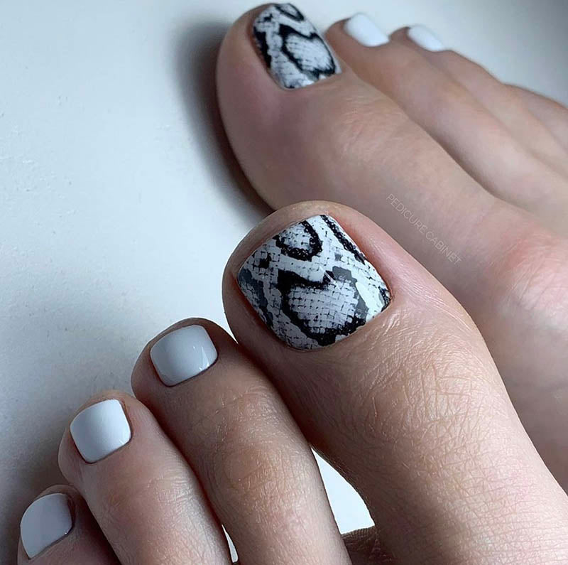 Pedicure Python. Large. Nail water decals SR-002