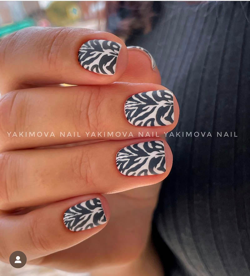 Manicure Zebra. Nail water decals SR-031