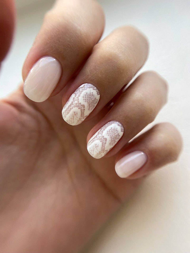 Manicure Python. White. Nail water decals SR-048